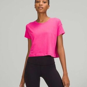 Pink lululemon tee